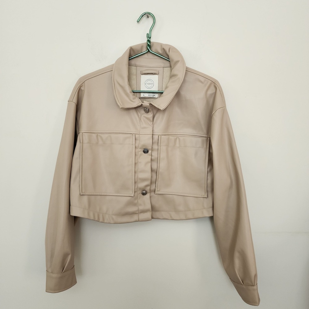 ⭐️ Stoosh Womens Cropped Faux Leather Jacket Tan Beige Button Front Large Preppy